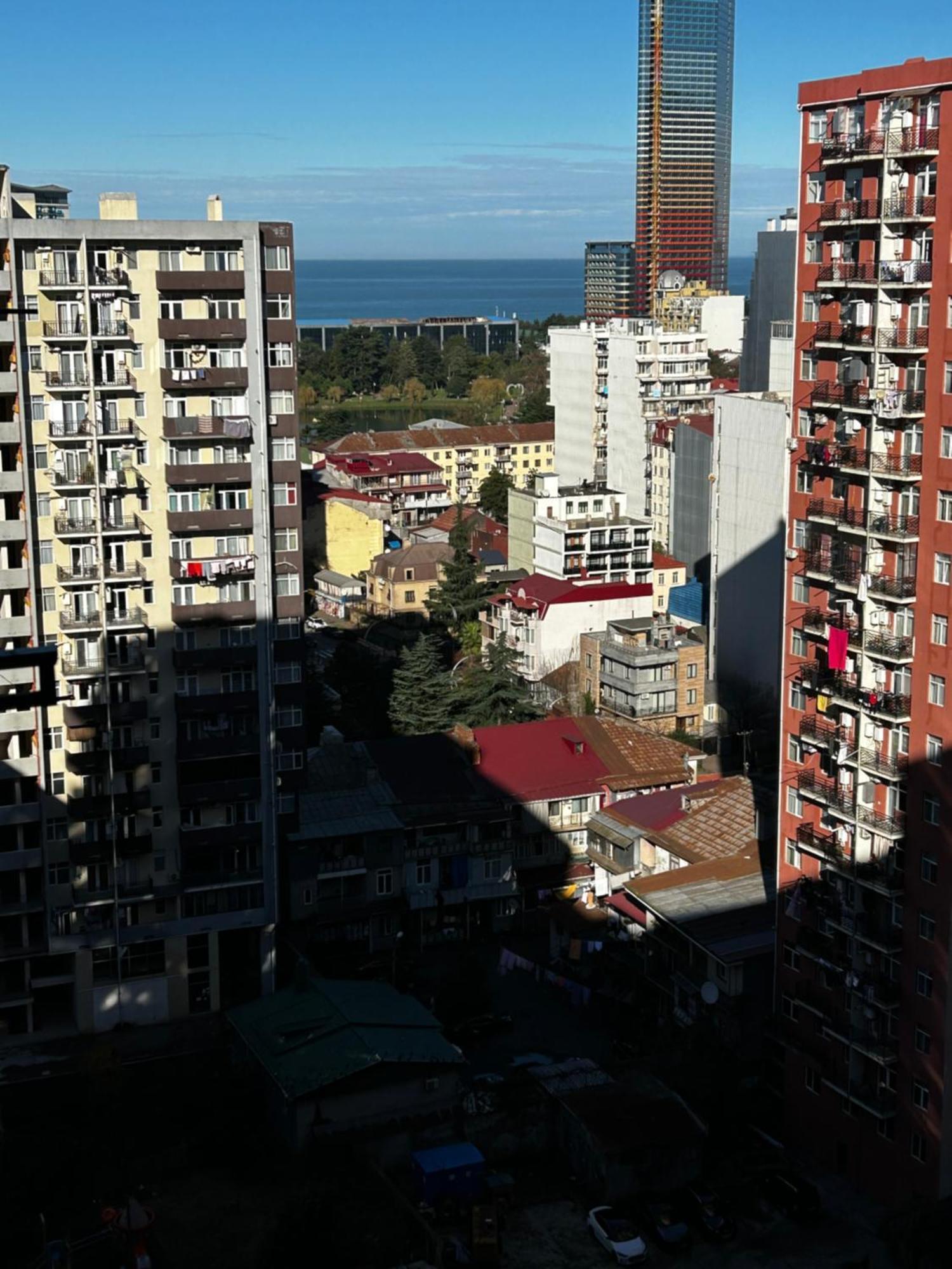 Appartement Мой Дом à Batoumi Extérieur photo