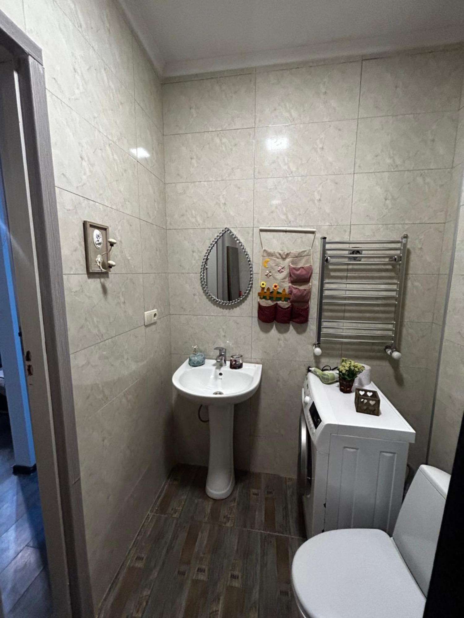 Appartement Мой Дом à Batoumi Extérieur photo