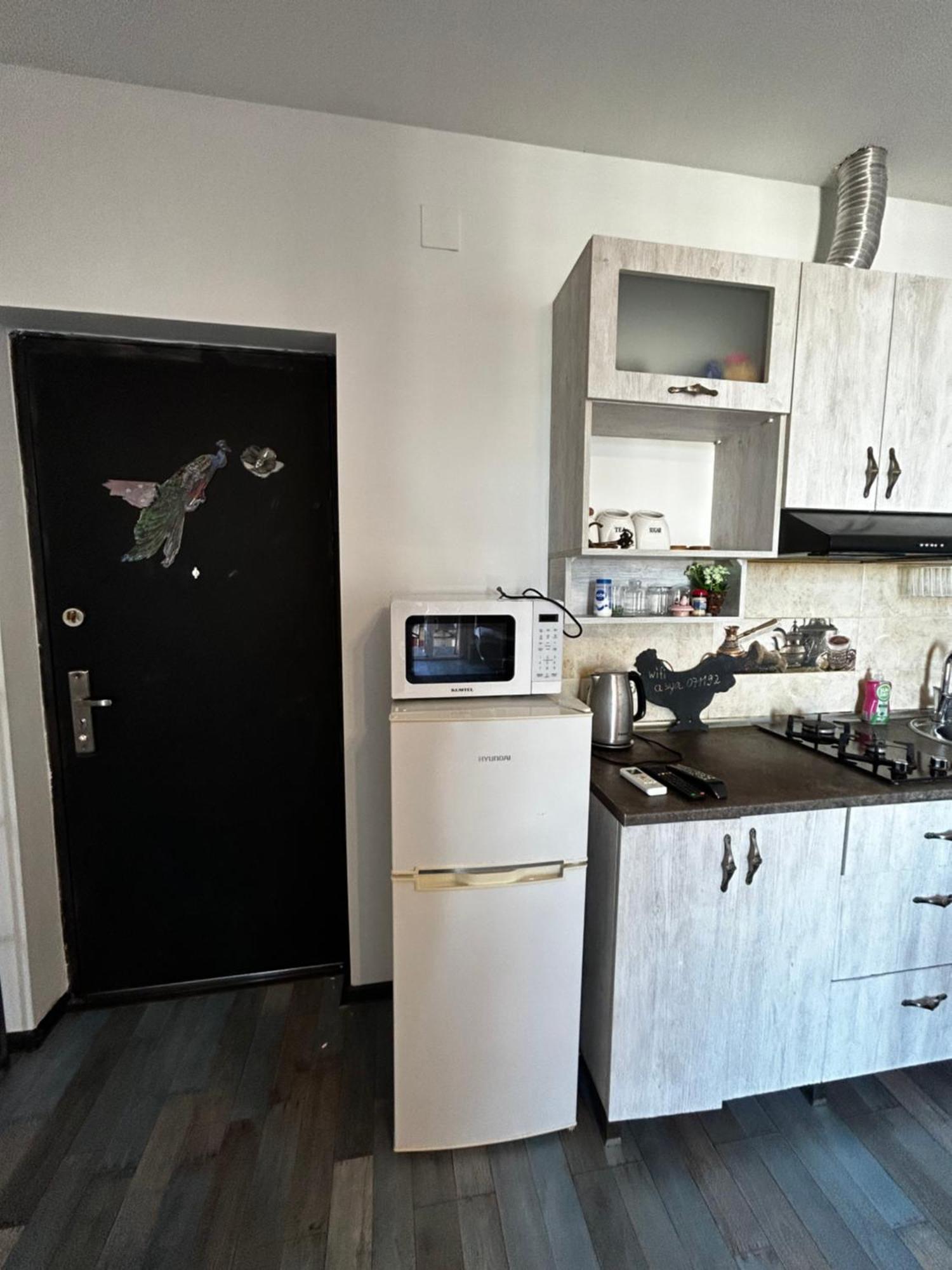 Appartement Мой Дом à Batoumi Extérieur photo